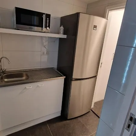 Happy Bed & Breakfast